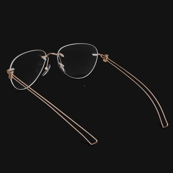 Mikael Anzel Frame