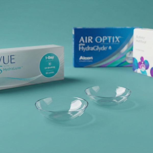 Clear Contact Lenses UAE - Daily & Monthly